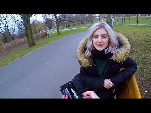 ❤️ Nilulon ang mainit na cum ng isang estranghero para sa pera - blowjob sa parke ni Eva Elfie ❤️❌ Sex sa amin ❤